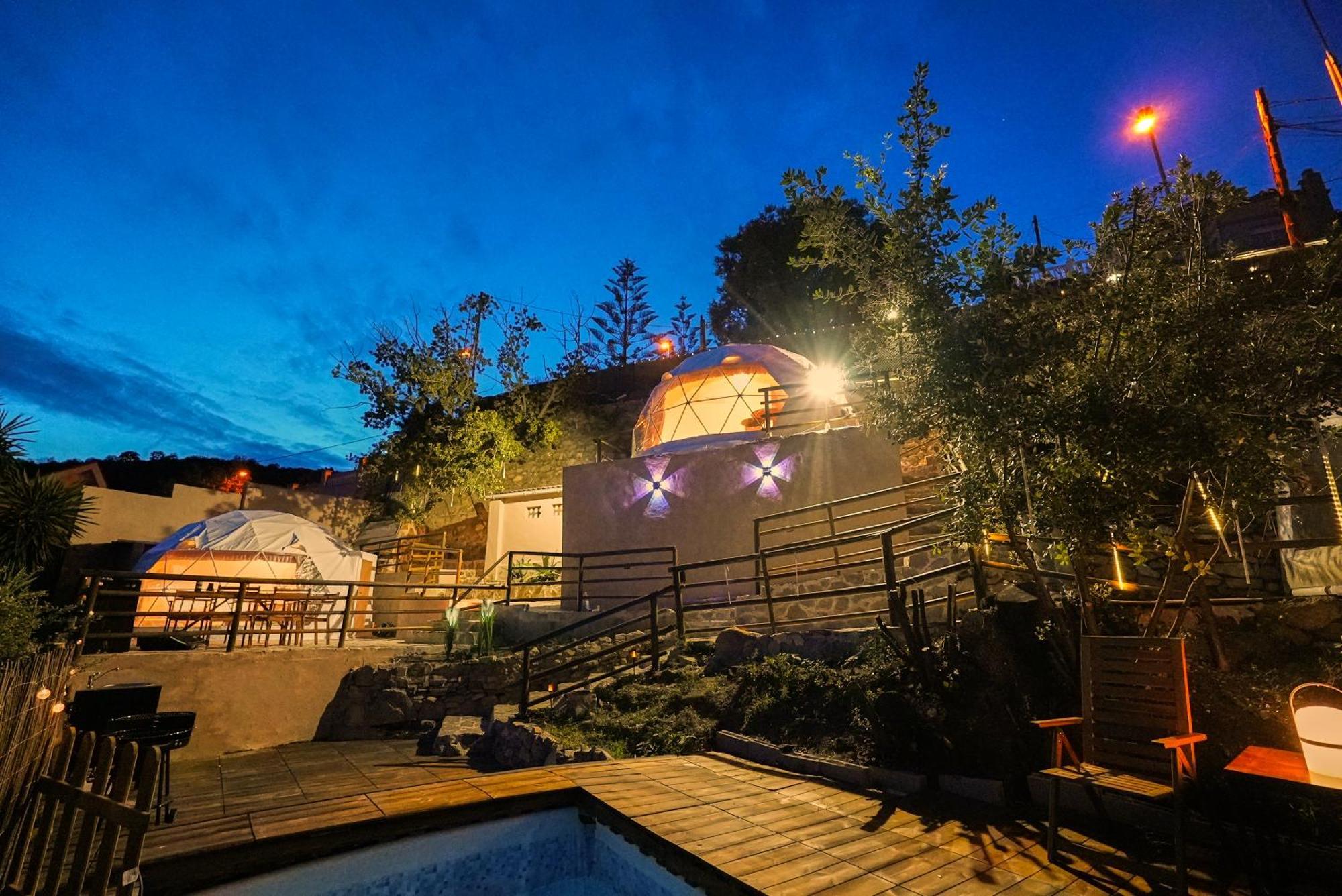 Вілла Aaa View Private Terrace Outdoor Heated Hot Tub Family Fun Бадалона Екстер'єр фото